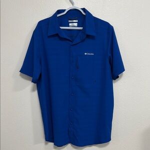 Columbia Blue Casual Button Down Shirt Lightweight and Breathable